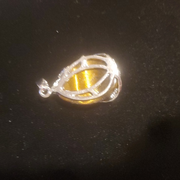 New Silver Wrapped Tigers Eye Peacock Pendant. - Picture 6 of 10